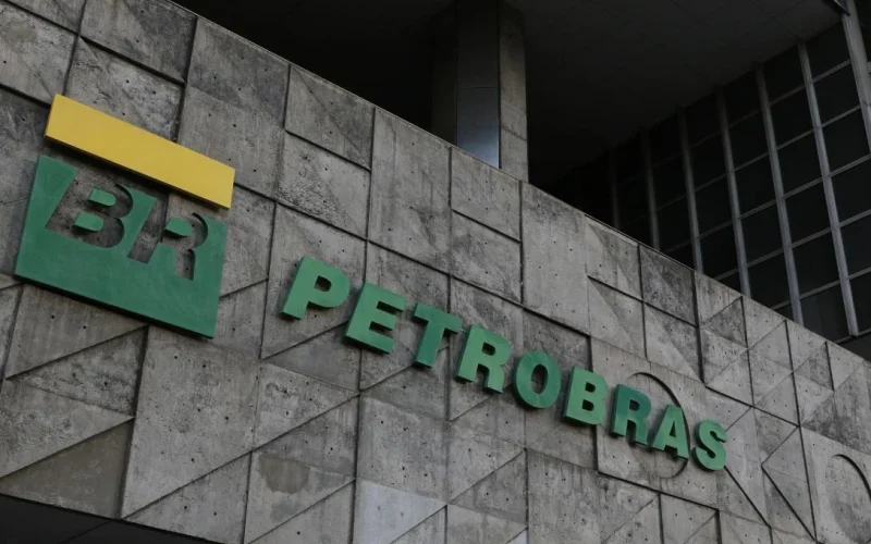 Petrobras Dispara Preço do Gás Natural em 19,2%: Guerra no Oriente Médio e Crise Energética Aumentam Custos no Brasil