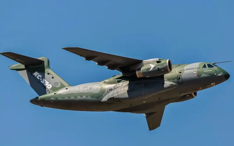 Embraer C-390 Millennium: Venda Histórica para Emirados Árabes Impulsiona Futuro da Aeronáutica Brasileira no Oriente Médio
