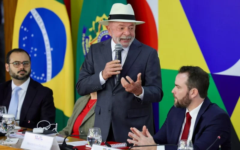 Novo Desenrola Brasil: Governo Lula Anuncia Programa Renovado para Dívidas de Até R$ 8,1 Mil
