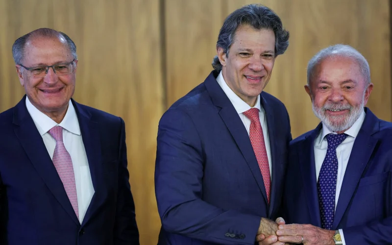 Alckmin Revela Apostas em Haddad para SP e Ceticismo com Futuro de Messias no STF: Análise de Cenário Político e Econômico