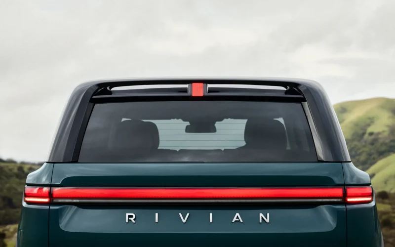 Volkswagen Ultrapassa Amazon e Assume Posição de Acionista Majoritário na Rivian: O Futuro da Mobilidade Elétrica em Jogo