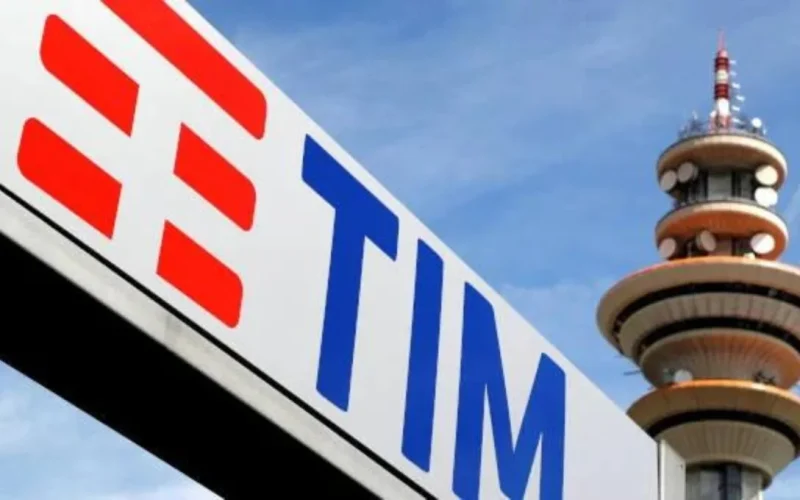 TIMS3 em Queda Livre: Lucro do 1T26 Frustra Mercado e Abre Debate Sobre Venda de Ações TIM
