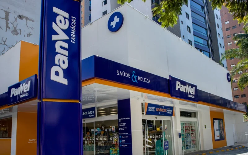 Panvel (PNVL3) Dispara Lucro em 38% no 1º Tri 2026: O Que Isso Significa para o Mercado Farmacêutico?