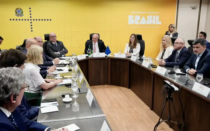 Acordo Mercosul-UE: Delegação Europeia Confia em Aprovação Final e Impulsiona Exportações Brasileiras com Tarifa Zero