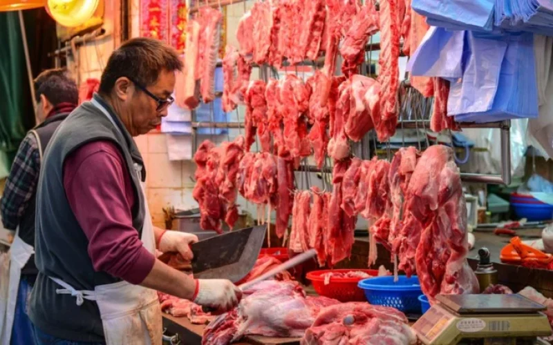 Minerva Foods: Cota Chinesa de Carne Bovina Tem Impacto Nulo, Ações Reagem Positivamente com Lucro Surpresa