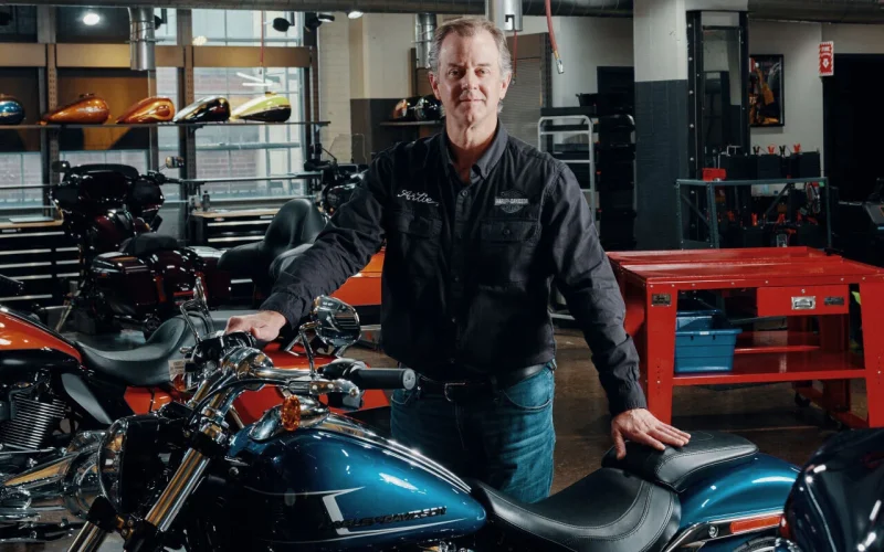 Harley-Davidson: Novo Chefe Traz Sportster Acessível Para Reviver Marca Icônica e Aumentar Lucros
