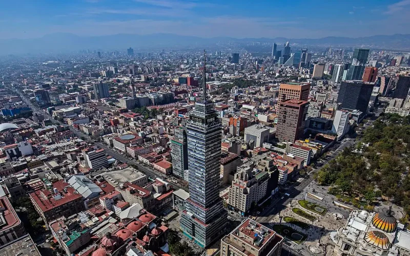 Cidade do México Afunda 24cm/ano: Alerta da NASA Revela Risco Geológico e Impactos na Infraestrutura Urbana