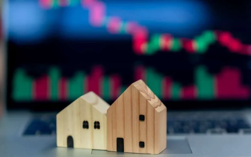 Maio Revela os 11 Fundos Imobiliários Mais Queridos pelos Analistas: XPML11 e KNCR11 Lideram a Lista