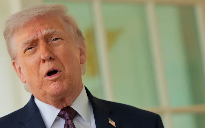 Trump Rejeita Resposta do Irã: "Totalmente Inaceitável" e Tensão no Oriente Médio Aumenta