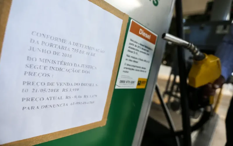 Diesel Cai Pela 4ª Vez: Por Que o Combustível Essencial Para o Brasil Continua Caro?