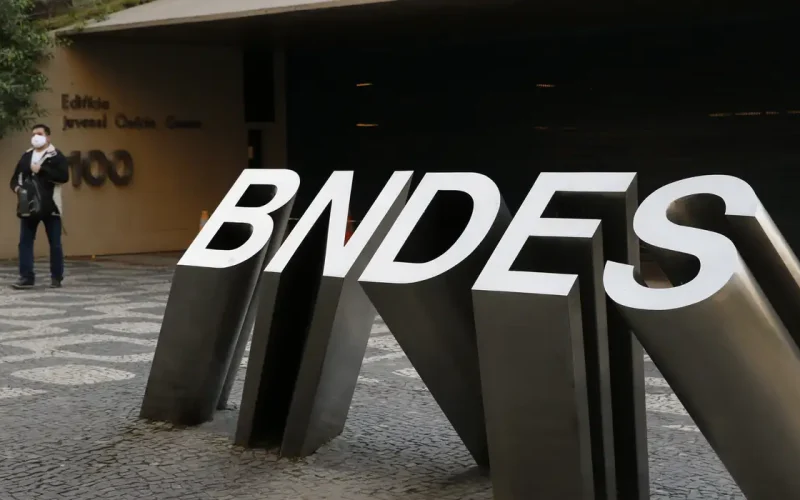 Lucro Recorde do BNDES no 1º Trimestre: O Que os Números Revelam Para a Economia Brasileira?