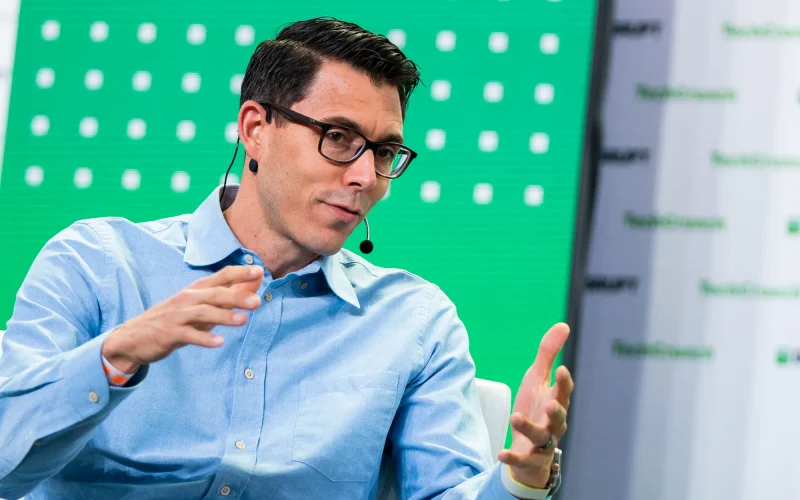 Robótica Industrial Recebe Impulso: Mind Robotics, Spin-off da Rivian, Captura R$ 2 Bilhões em Nova Rodada de Financiamento
