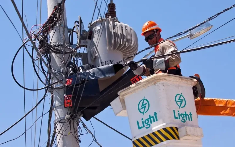 Light Revela Lucro Espetacular de R$ 2,8 Bilhões no 1º Trimestre: Uma Virada Histórica Impulsionada por Créditos e Eficiência