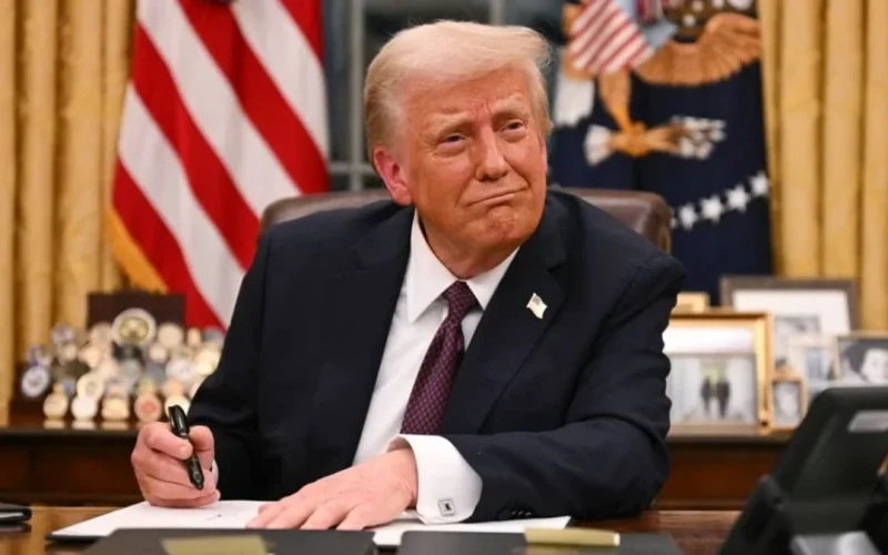 Trump Prepara Decreto sobre IA: Pressão da Base Conservadora por Segurança Cibernética Ganha Força