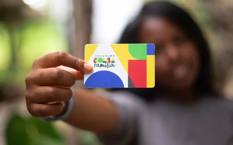 Bolsa Família: NIS final 7 recebe pagamento hoje! Veja o valor médio e adicionais em maio de 2024