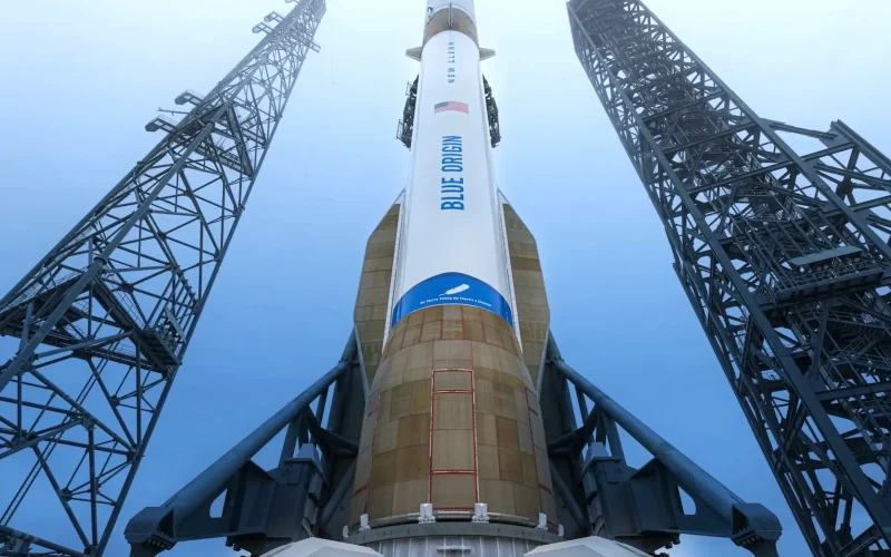 Explosão de Foguete New Glenn da Blue Origin: Teste Falha e Impactos na Corrida Espacial e Satélites da Amazon
