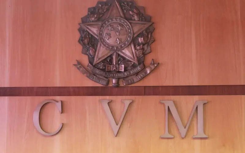 CVM Revoga Obrigatoriedade de Relatórios ESG: O Que Isso Significa Para Seus Investimentos e Sua Empresa?