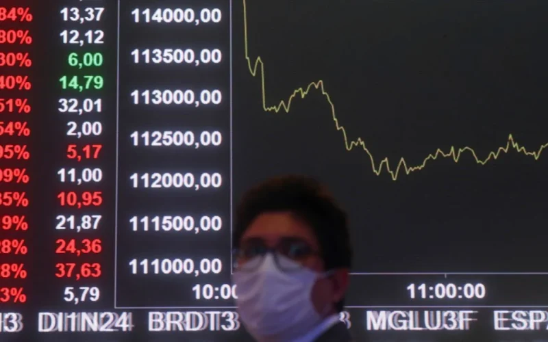 Bolsa em Queda Livre: Maio Tira R$ Bilhões e Dólar Dispara Acima dos R$ 5