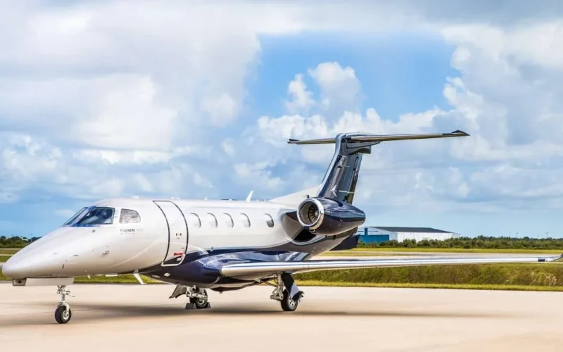 Embraer Phenom 300: EUA Exigem Inspeções Urgentes Após Falha em Testes, Impacto em Voos e Custos