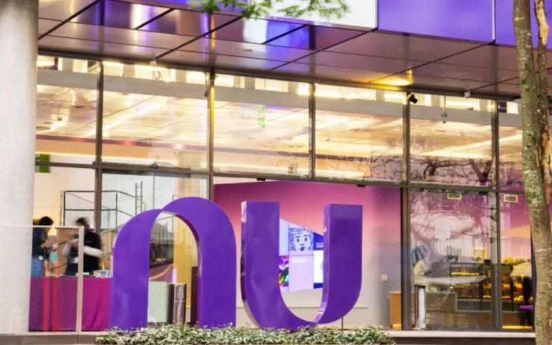Nubank: Nova Era Financeira com CFO Global e Liderança Dedicada ao Brasil