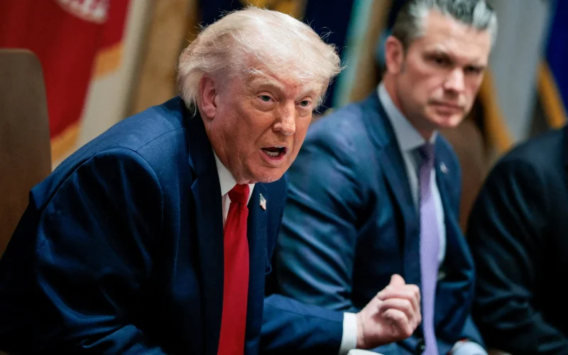 Guerra no Irã: Câmara dos EUA vota contra Trump, mas futuro incerto para o conflito e mercados