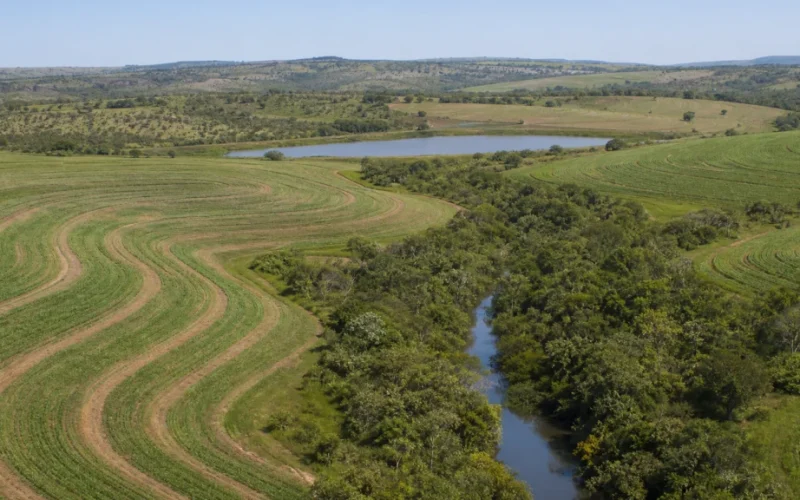 Projeto Produtor de Água do Pipiripau: 31 Novos Contratos Impulsionam Segurança Hídrica e Agricultura Sustentável no DF