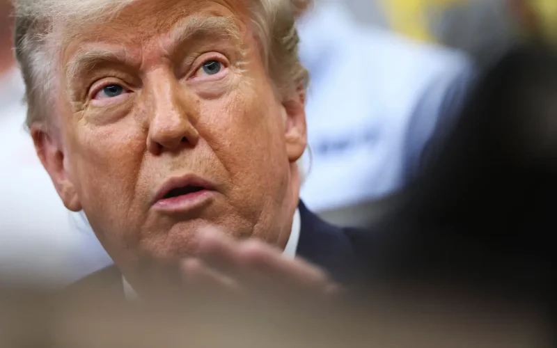 Trump sobre Urânio do Irã: "Podemos obtê-lo agora mesmo", dispensa acordo e descarta encontro com Líder Supremo