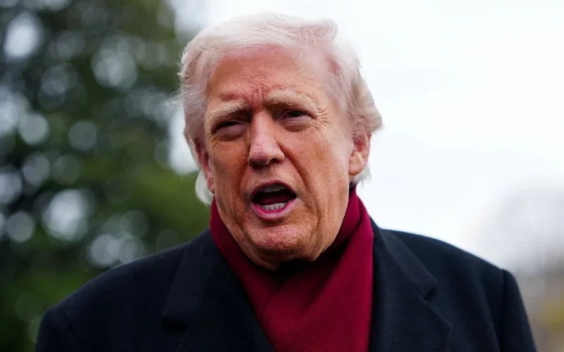 Trump critica acordo de energia limpa Califórnia-Reino Unido, gerando volatilidade e incerteza