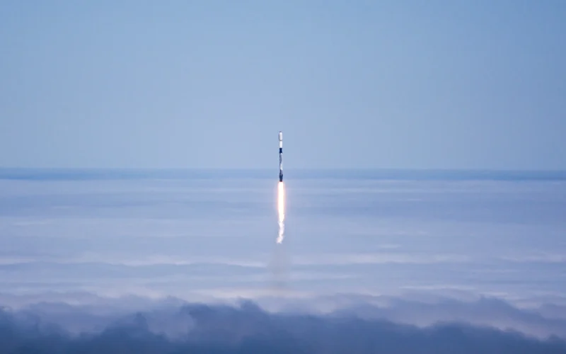 SpaceX Atinge Novo Marco: IPO Histórico Avalia Empresa em US$ 75 Bilhões e Sinaliza Era do Trilhão para Musk