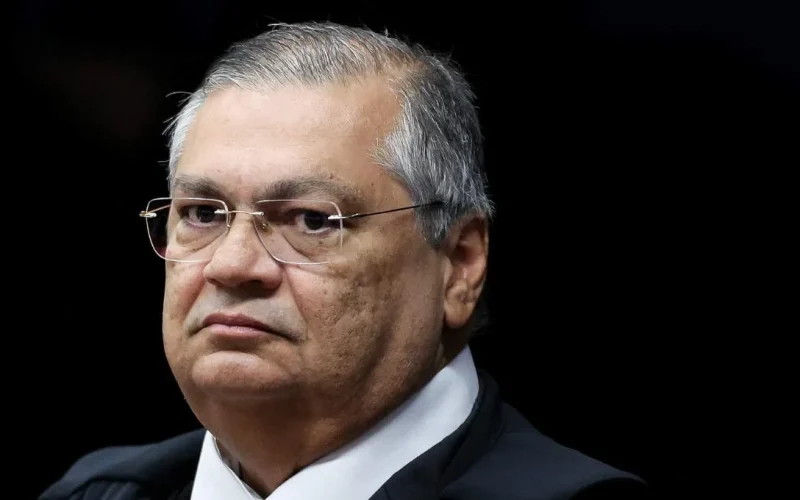 STF Intervém: Dino Exige Ajustes Urgentes no Plano da CVM para Combater "Atrofia Institucional"