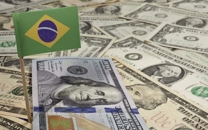 Dólar Despenca para R$ 5,06 com Sinais de Acordo EUA-Irã: Entenda o Impacto na Sua Carteira e no Cenário Econômico Brasileiro