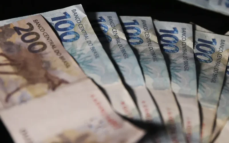 União injeta R$ 834,8 milhões em dívidas de estados e municípios em maio: entenda o impacto financeiro