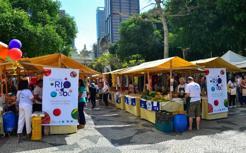 Cooperativismo Brasileiro: Cultura Nacional Ganha Acesso a Fundos de Desenvolvimento Regional e Novos Horizontes de Investimento