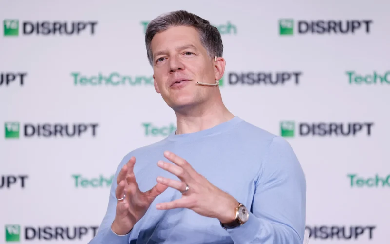 Roelof Botha, Ex-Sequoia, Integra o Conselho da SpaceX Pós-IPO: O Que Isso Significa Para o Futuro?