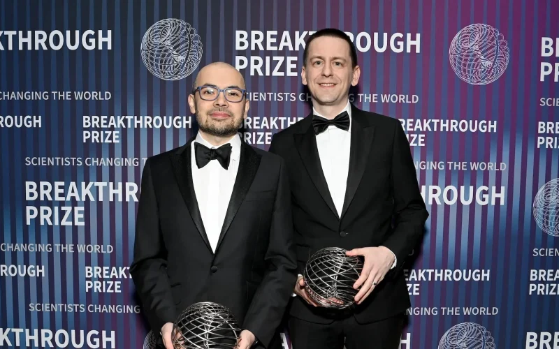 John Jumper, Gênio do Nobel, Deixa DeepMind da Google para Rival Anthropic: O Que Isso Significa Para o Mercado de IA?