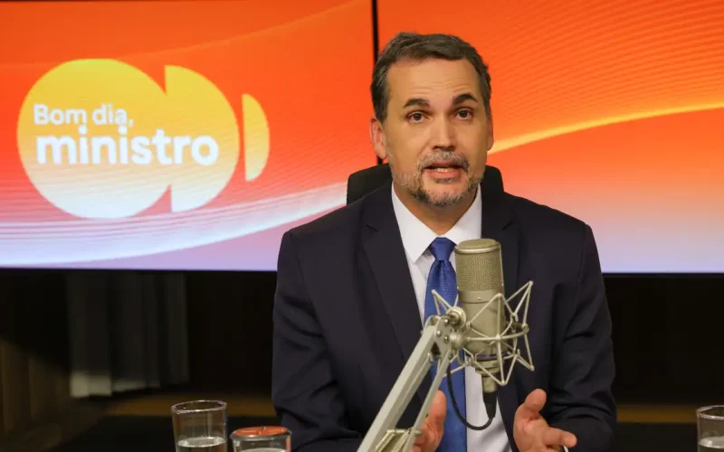 Governo Revela: Lucros do Petróleo Usados para Blindar Preços de Combustíveis no Brasil!
