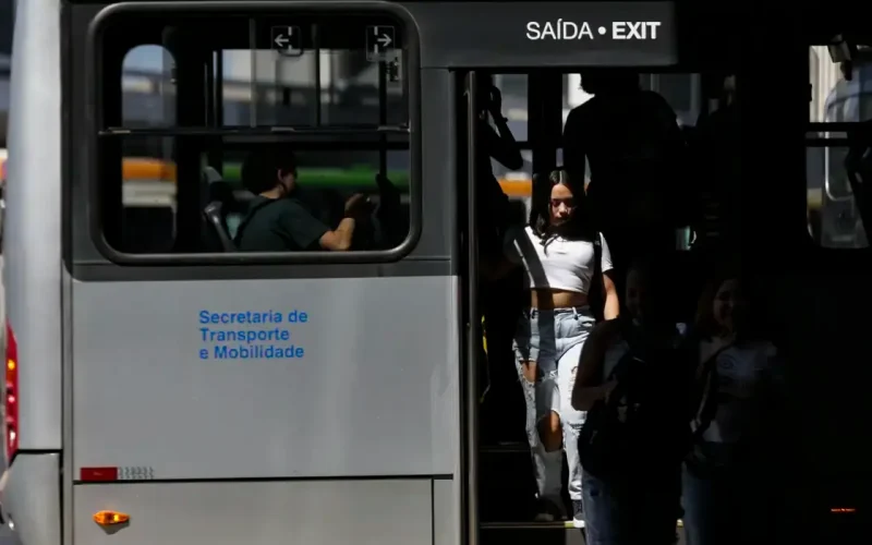 Adeus, Dinheiro no Ônibus do Rio: Nova Era Digital a Partir de Domingo