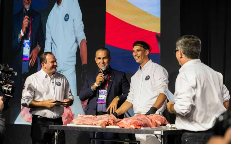 JBS Revoluciona Supermercados: Como a Estratégia de Açougues Aumenta Vendas e Lucros no Varejo de Carne