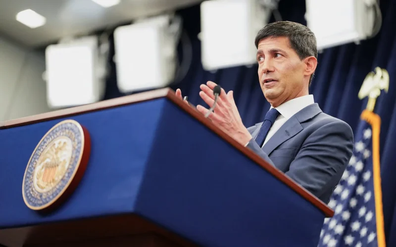Emprego nos EUA: Pesquisa ADP e Comentários de Kevin Warsh Agitam Mercado nesta Quarta-feira