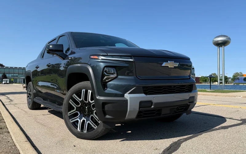 Por que a Silverado EV, a picape elétrica americana ideal, não está vendendo? Análise completa