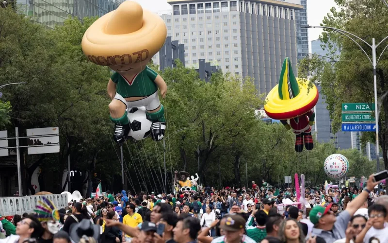 Cidade do México intensifica controle de multidões após mortes trágicas em comemorações da Copa do Mundo