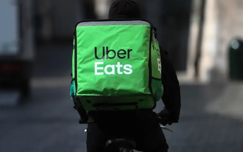Uber Freia Expansão na Europa: Jogada Estratégica ou Sinal de Dificuldades Financeiras?
