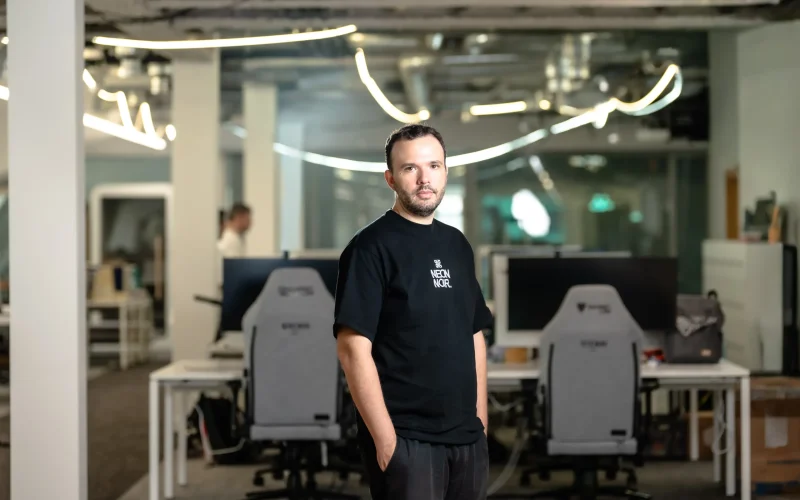 Startup Francesa ZML Lança Ferramenta Gratuita para Acelerar IA em Diversos Chips, Desafiando a Nvidia