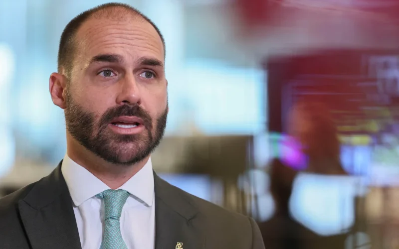 Defensoria Pública da União Pede Redução da Pena de Eduardo Bolsonaro no STF: Entenda o Recurso e Implicações Legais