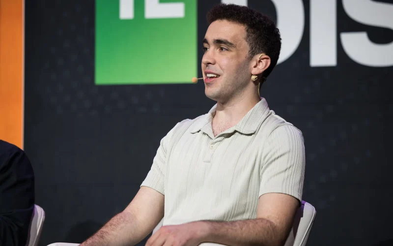 Fizz Acusa VC de Passar Informações Confidenciais para Rival Sidechat em Disputa Judicial