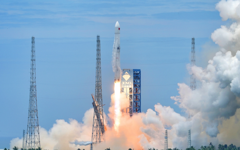 China Ameaça Liderança de Elon Musk: Foguetes Reutilizáveis Chineses Poderiam Revolucionar o Mercado Espacial Global