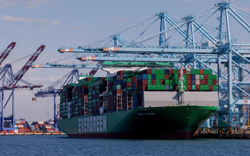 Wall Street: A Inteligência Financeira Triunfa em Meio ao Caos de Tarifas, IA e Geopolítica