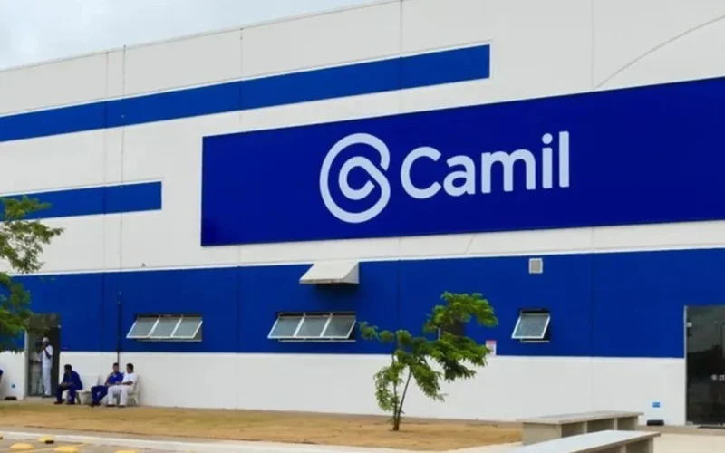 Lucro da Camil despenca 57,6% no 1T26: O que os números revelam para investidores e o futuro do setor de alimentos?