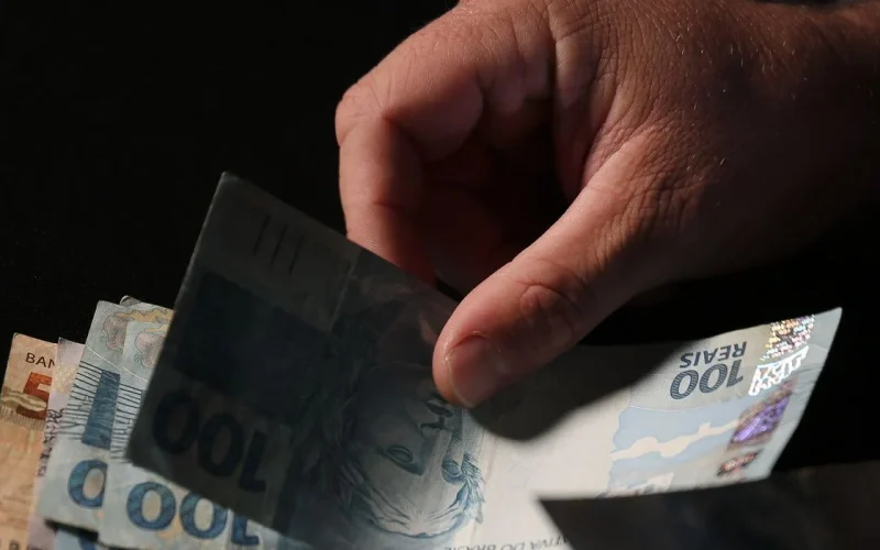 Abono Salarial 2026: Liberação de R$ 5,4 Bilhões para Nascidos em Setembro e Outubro Nesta Quarta-feira (15)