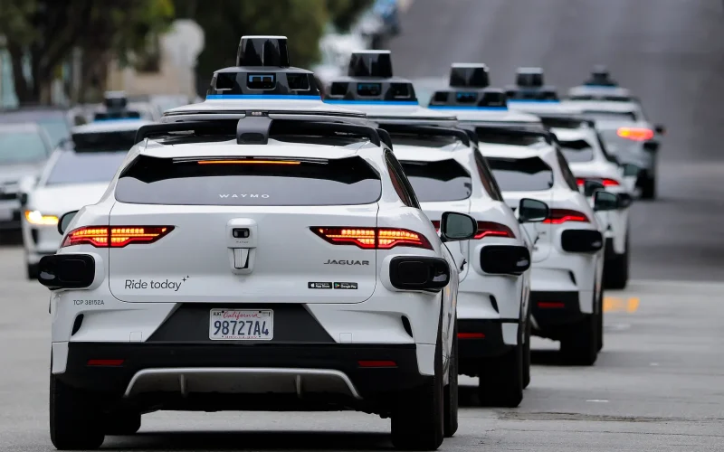 Waymo Retoma Serviço de Robô-Táxi em São Francisco Após Interrupção de Uma Hora Ligada a Apagão